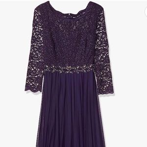 Cachet Women's Lace Bodice Gown with Pleated Skirt - Size:12